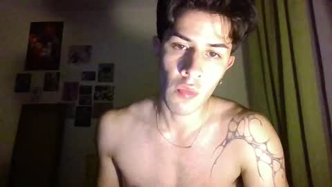 Snapshot of jotarojas1 chatting on 01-06-25, 06:14 jotarojas1 online show from 01-06-25, 06:14