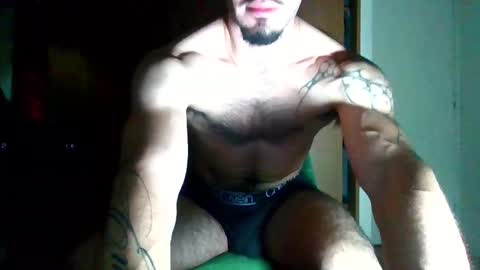 Snapshot of jotarojas1 chatting on 11-13-25, 04:55 jotarojas1 online show from 11-13-25, 04:55