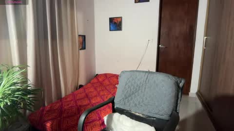 Im Jouliano online show from 03-08-26, 02:37