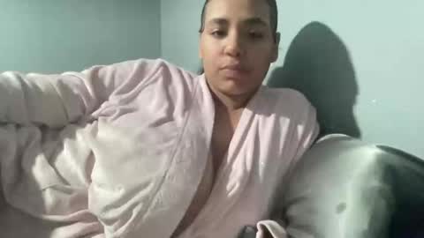 Josousie online show from 09-13-25, 04:01