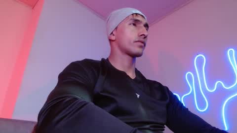 Snapshot of joy_lopezfit chatting on 01-20-25, 02:25 JOYLOPEZFIT online show from 01-20-25, 02:25