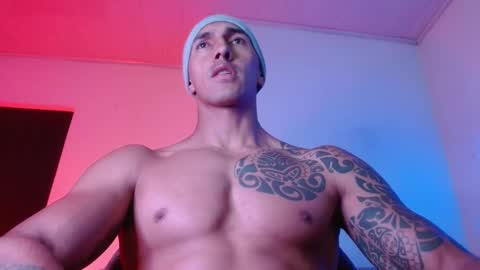 Snapshot of joy_lopezfit chatting on 01-23-25, 04:37 JOYLOPEZFIT online show from 01-23-25, 04:37