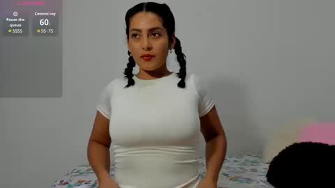 sofiaparker8 online show from 09-19-25, 12:12