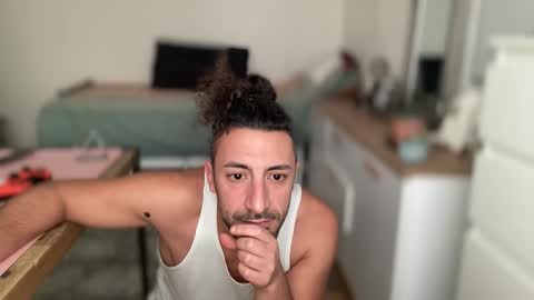 Snapshot of joyfulleyes chatting on 11-23-25, 09:20 joyfulleyes online show from 11-23-25, 09:20