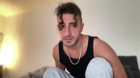 Snapshot of joyfulleyes chatting on 12-04-25, 10:35 joyfulleyes online show from 12-04-25, 10:35