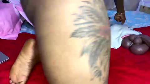 Butterflyass online show from 05-27-26, 04:48