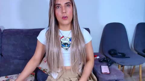 Snapshot of joywinks chatting on 03-01-26, 12:12 joywinks online show from 03-01-26, 12:12