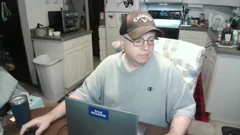 jpmel99 online show from 01-14-25, 07:17