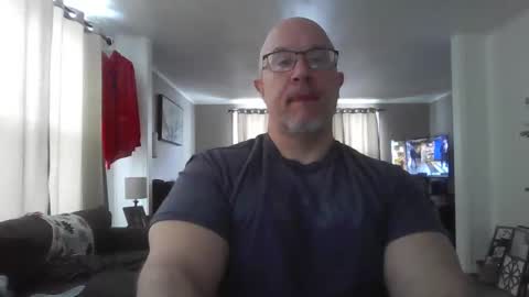 Snapshot of jr1871 chatting on 02-05-26, 02:54 jr1871 online show from 02-05-26, 02:54