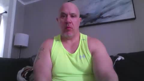 Snapshot of jr1871 chatting on 02-11-26, 02:44 jr1871 online show from 02-11-26, 02:44