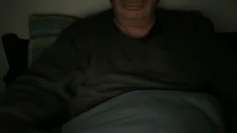 Snapshot of jraiven chatting on 10-31-25, 06:25 Soy Rai online show from 10-31-25, 06:25