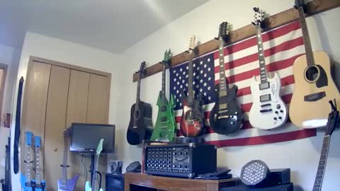 Snapshot of jries329 chatting on 12-18-24, 01:02 jries329 online show from 12-18-24, 01:02
