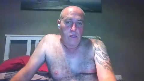 Naughty Couple online show from 05-17-26, 12:52