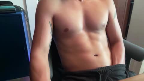 Snapshot of jrxguy chatting on 04-20-26, 11:39 jrxguy online show from 04-20-26, 11:39