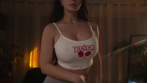 Jennifer Diaz online show from 03-24-26, 08:58