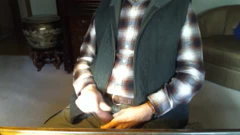 Snapshot of jt335577 chatting on 02-04-25, 04:18 jt335577 online show from 02-04-25, 04:18