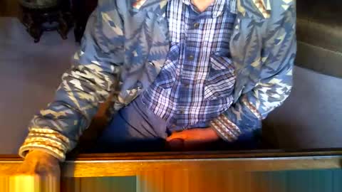 Snapshot of jt335577 chatting on 11-07-25, 05:46 jt335577 online show from 11-07-25, 05:46