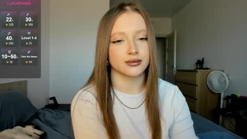 Julia and Julia online show from 04-20-26, 11:02