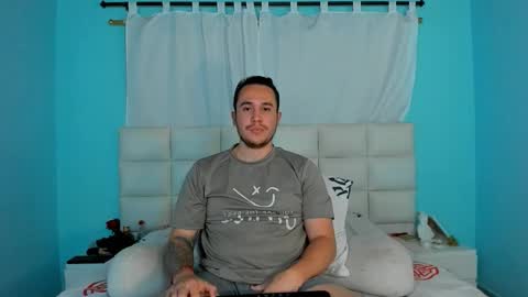 Juan online show from 03-08-26, 01:47