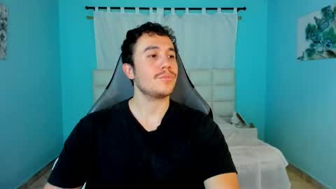 Juan online show from 05-14-26, 01:12