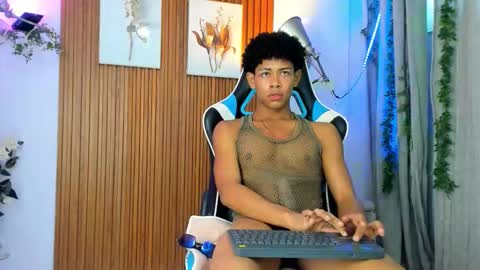 juan_contreras7 online show from 09-09-25, 06:13