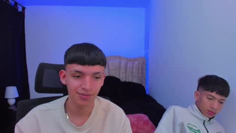 JuanSteven online show from 09-18-25, 04:14