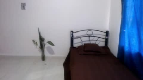 Snapshot of juana_monte chatting on 06-13-26, 02:59 juana_monte online show from 06-13-26, 02:59