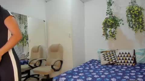 juana_naranjo online show from 06-26-26, 02:38
