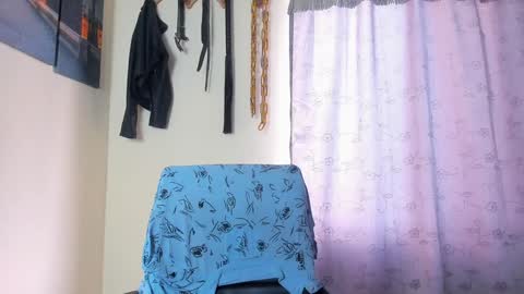 Snapshot of juanbladde chatting on 01-23-25, 12:30 Juan Esteban online show from 01-23-25, 12:30