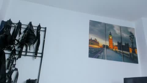 Snapshot of juanbladde chatting on 10-25-25, 02:52 Juan Esteban online show from 10-25-25, 02:52