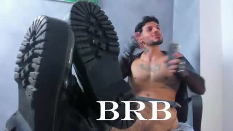 Snapshot of juanbladde chatting on 06-15-26, 12:35 Juan Esteban online show from 06-15-26, 12:35