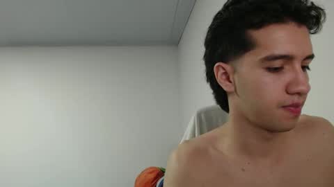 Snapshot of juanboytw chatting on 02-27-25, 05:02 juanboytw online show from 02-27-25, 05:02