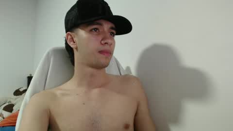 Snapshot of juanboytw chatting on 03-12-25, 01:25 juanboytw online show from 03-12-25, 01:25
