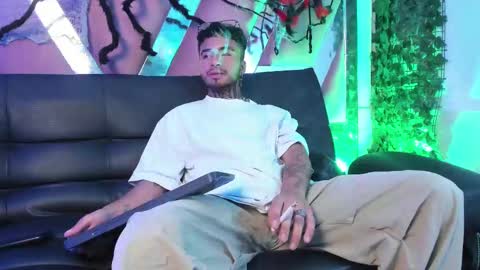 Snapshot of juancamilo66_ chatting on 10-03-25, 03:47 juancamilo66_ online show from 10-03-25, 03:47