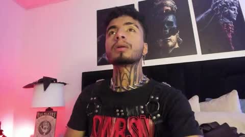 Snapshot of juancamilo66_ chatting on 10-22-25, 02:45 juancamilo66_ online show from 10-22-25, 02:45