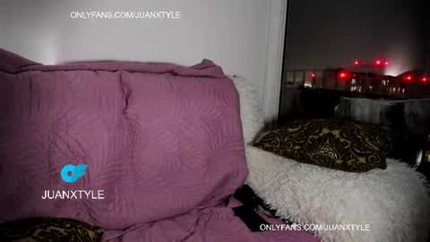 Snapshot of juancamroom chatting on 06-23-26, 02:31 . online show from 06-23-26, 02:31