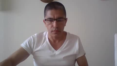 Snapshot of juanearth1 chatting on 01-09-26, 05:26 juanearth1 online show from 01-09-26, 05:26