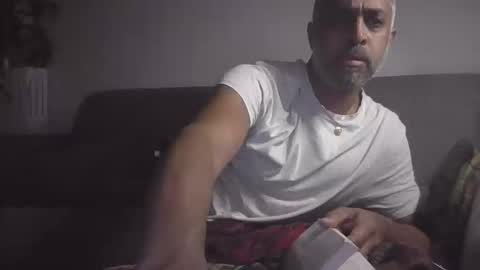 juanelromano474560 online show from 11-15-25, 01:58