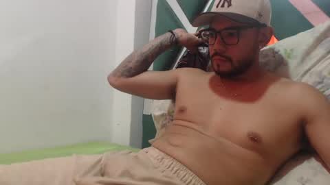 Snapshot of juanfe_style chatting on 11-10-25, 02:16 juanfe_style online show from 11-10-25, 02:16