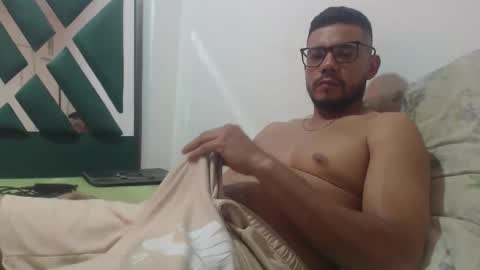 Snapshot of juanfe_style chatting on 03-15-26, 06:14 juanfe_style online show from 03-15-26, 06:14