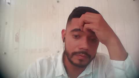 Snapshot of juanfe_style chatting on 05-12-26, 08:28 juanfe_style online show from 05-12-26, 08:28