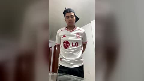 Snapshot of juanieuo chatting on 04-16-26, 03:51 juanieuo online show from 04-16-26, 03:51