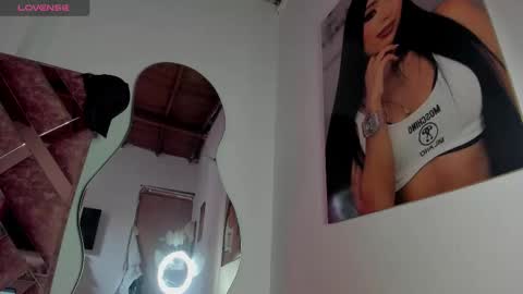 Snapshot of juanita__lara chatting on 02-28-26, 02:07 Juanita online show from 02-28-26, 02:07