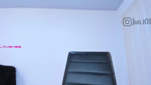            online show from 03-11-26, 05:52