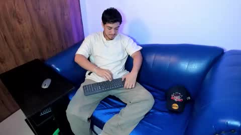 JUAN  online show from 11-12-25, 03:12