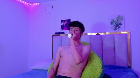 juanmres online show from 05-26-26, 02:24