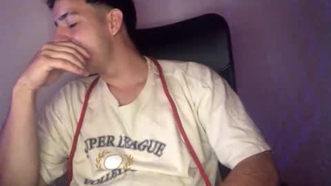 Snapshot of juannvalencia11 chatting on 04-25-26, 02:25 juannvalencia11 online show from 04-25-26, 02:25