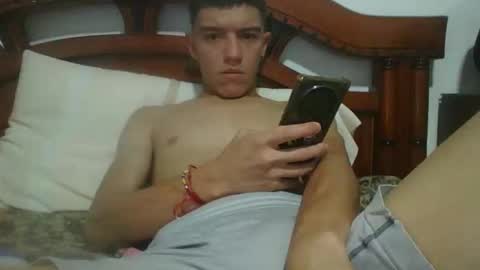 juanobig20 online show from 10-15-25, 03:28