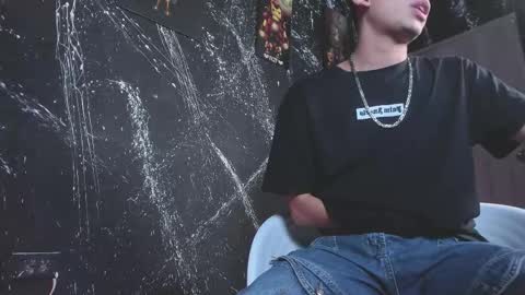 Snapshot of juansixx_ chatting on 11-06-25, 08:43 Juan online show from 11-06-25, 08:43