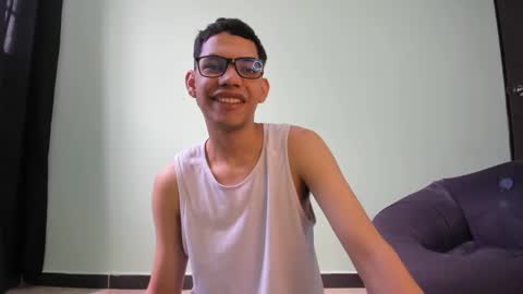 Snapshot of juansuarez204 chatting on 01-26-25, 05:44 juansuarez204 online show from 01-26-25, 05:44